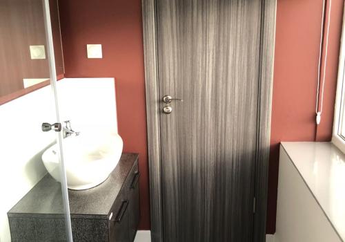 Номер полулюкс с 1 двуспальной кроватью