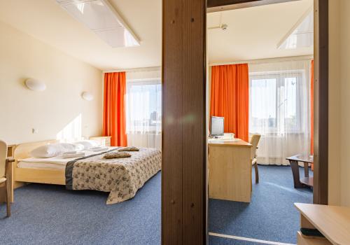 Фото East Time Hotel