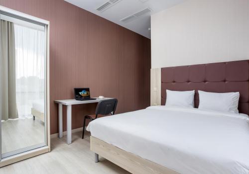 Фото Отель Golden Tulip Krasnodar