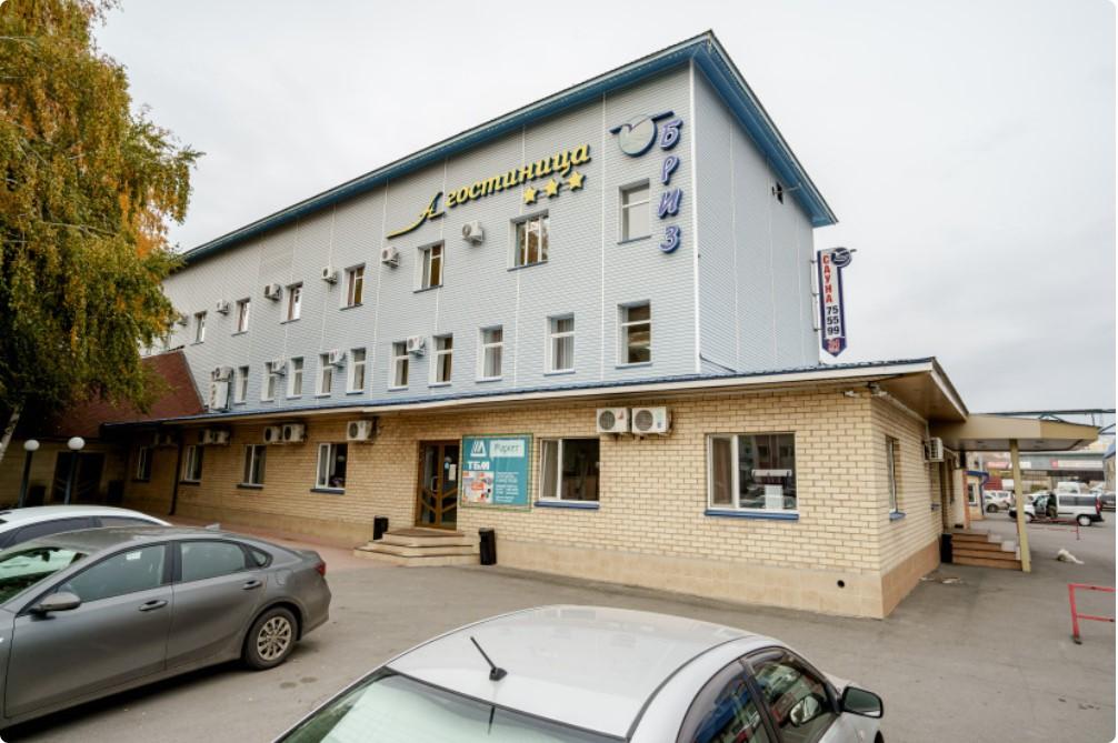 Номер стандарт семейный с 5 односпальными кроватями