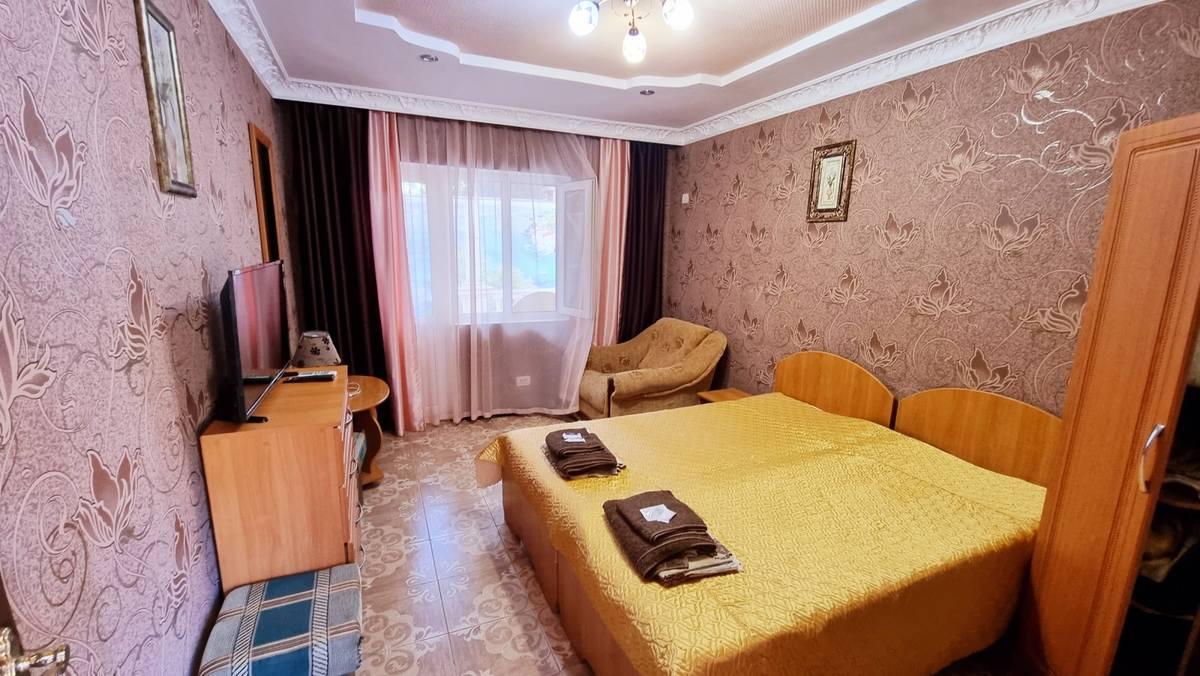 4-местный номер полулюкс с кухней