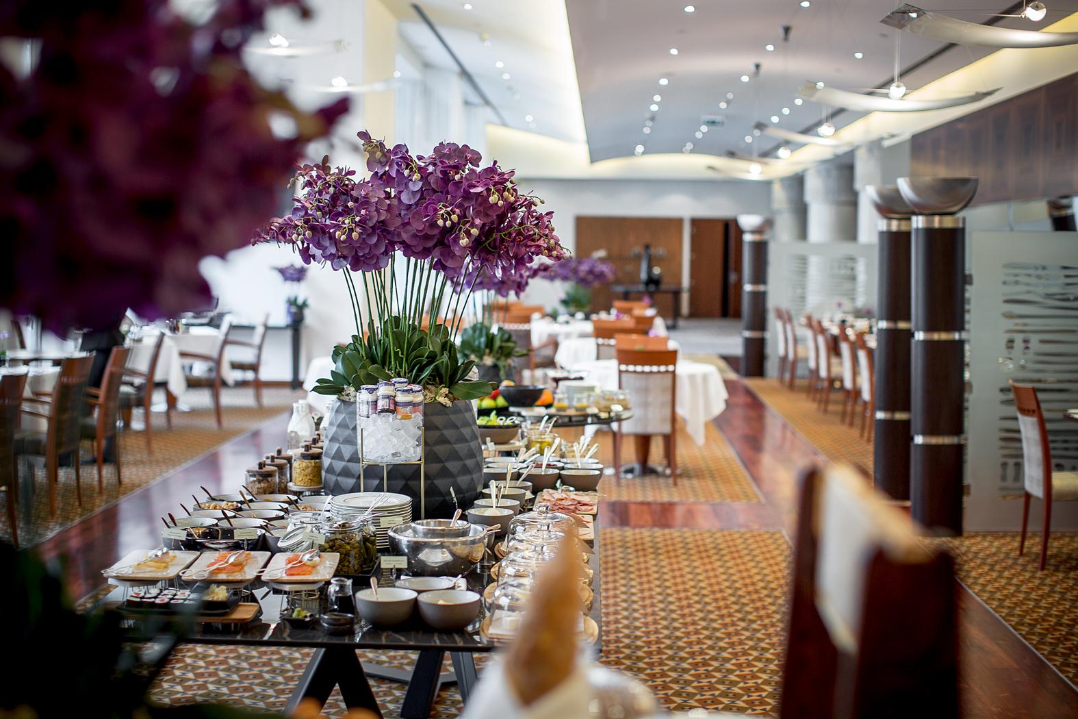 Ararat Park Hotel Moscow (Арарат Парк Хаятт Москва) - 17