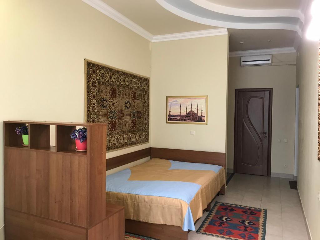Номер комфорт с 1 двуспальной кроватью 2