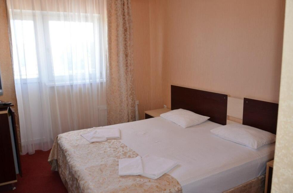 Red Hotel (Рэд Отель) - 8