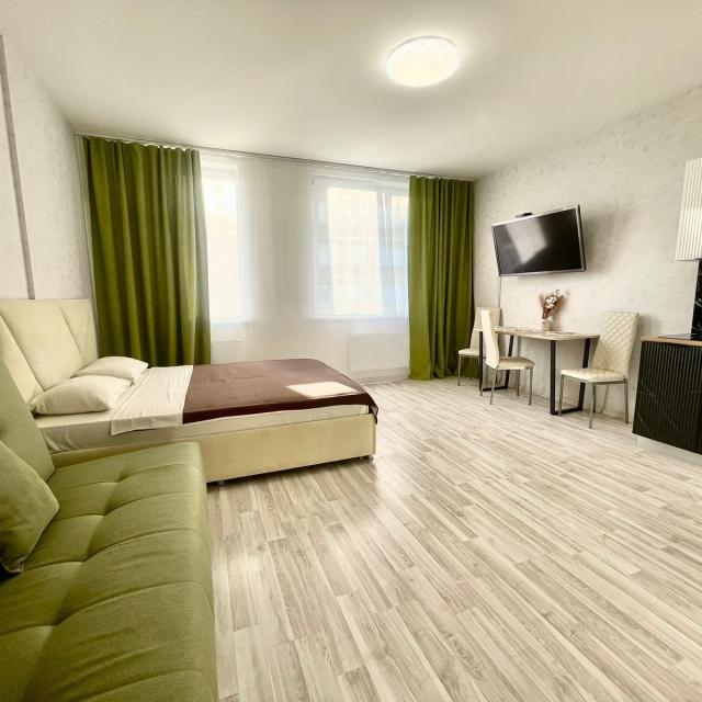 DreamHouse on Krestinsky 35A