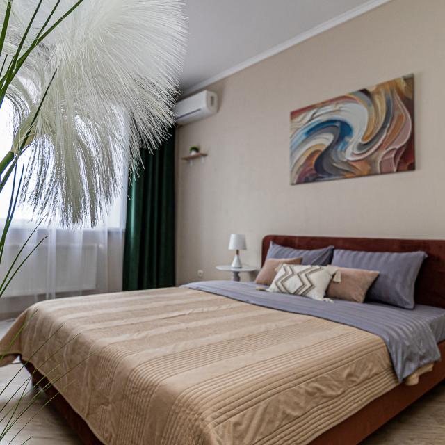 Spacious 2 bedroom apartment near Krasnodar Park