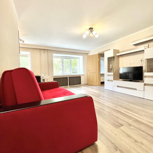 House-available on Kuibyshev Street