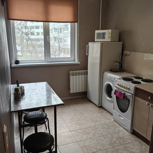 Apartment on 40 let Pobedy street 114