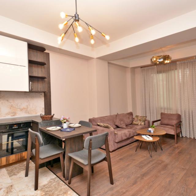Perte House на улице Амиряна 26/4