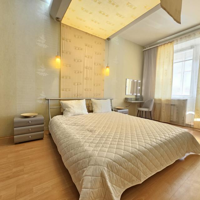 SunSet Big Dipper 7-bed 3-room apartment