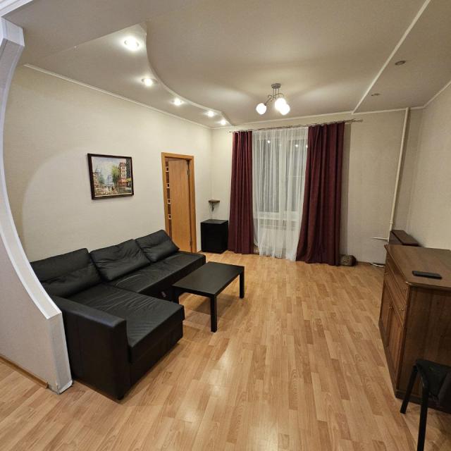 2-room apartment on the streetVaneeva, 51