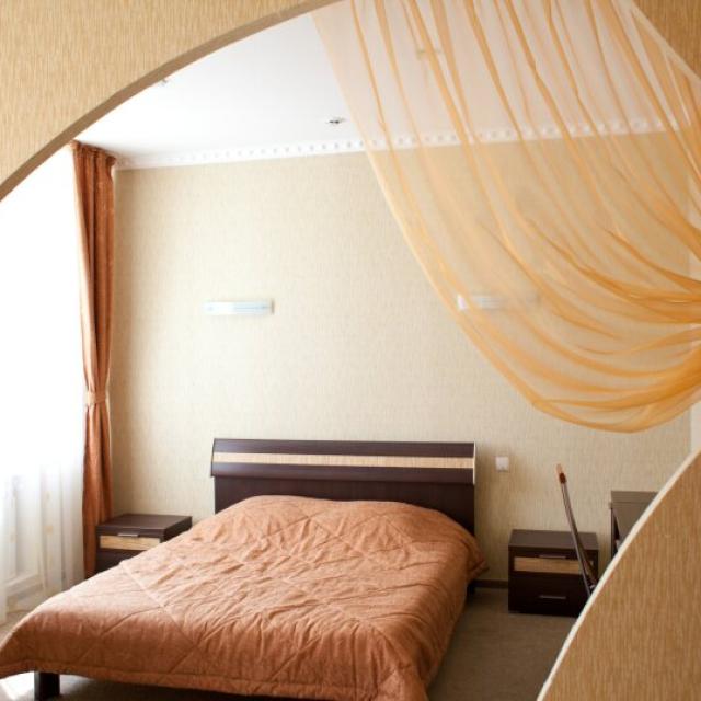 Gostinyi dvor