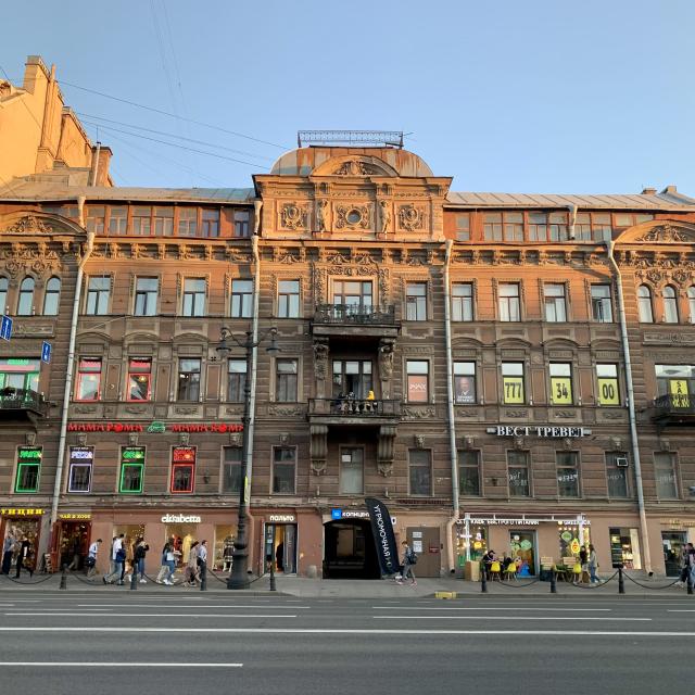 Apartments on Nevsky Prospekt 63