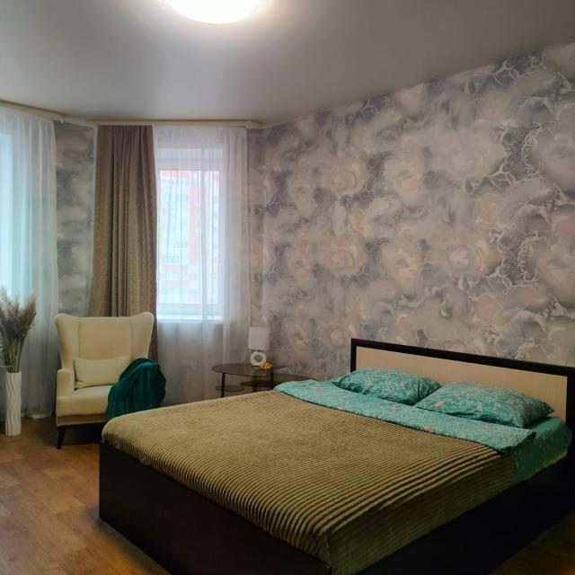 Apartments on 70 let Oktyabrya Avenue