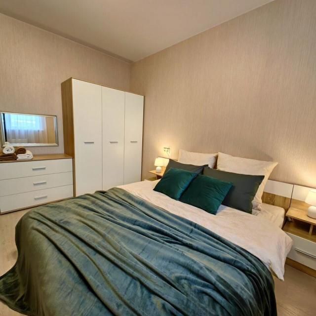 Apartment on Parkhomenko street 2A 