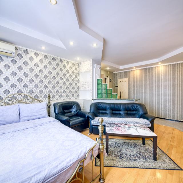 Yacht Apart at 17 Belaya Dacha Street