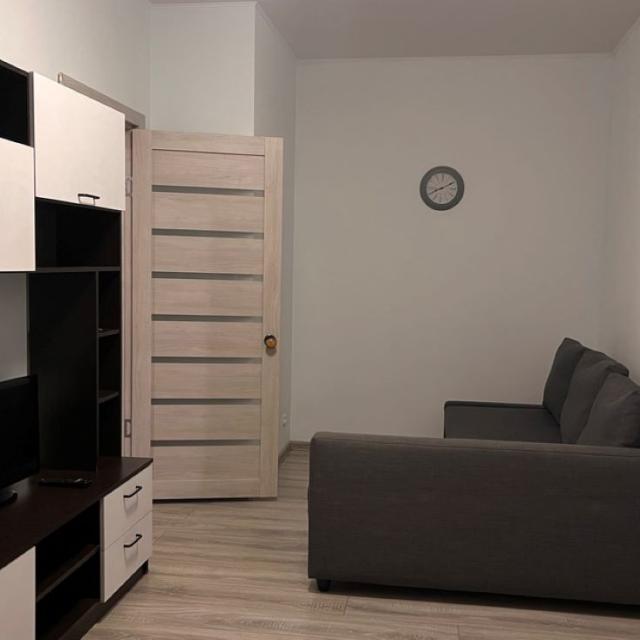 RentMe 24 (RentMi) on 24 Lesnaya Street