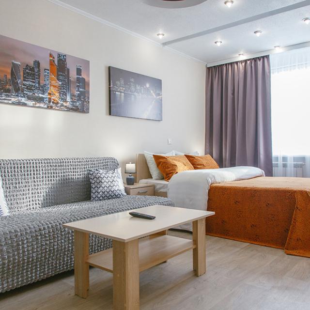 Five Stars on Leningrad 4A