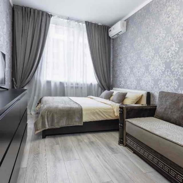 Apartments in 118 Dolomanovsky Lane