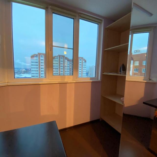 Apartments on 65 years of Victory Boulevard