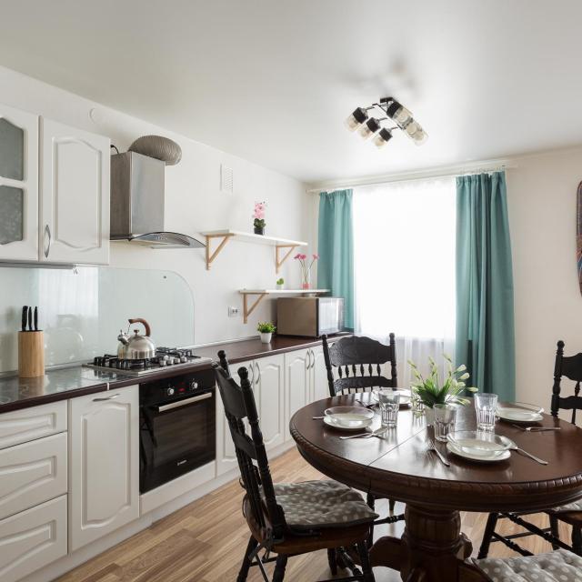 Live comfortably on 9 Godovikova Street