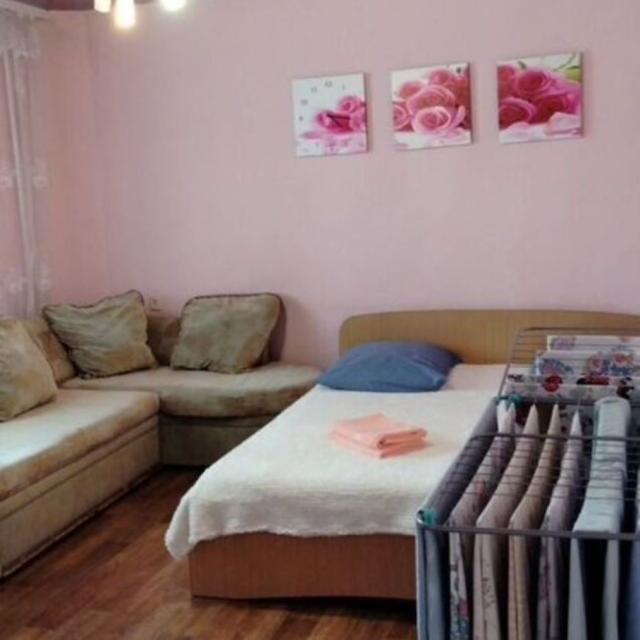Apartments on 40 let Pobedy street 12