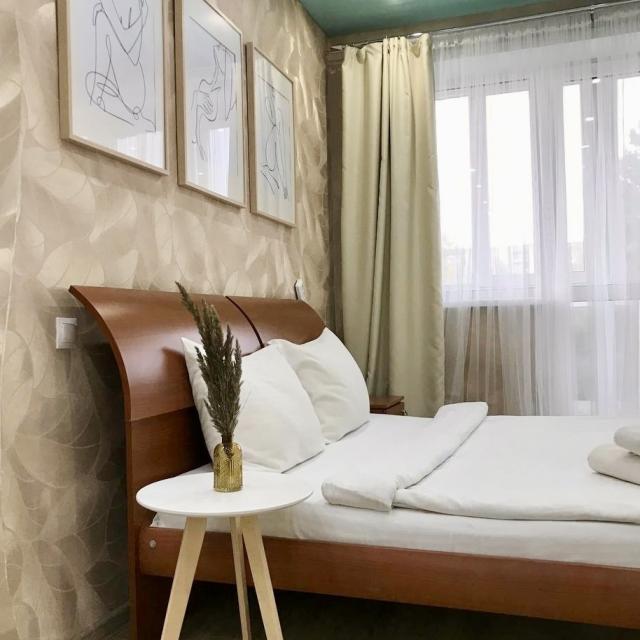 Home Hotel on Lenin Avenue 37