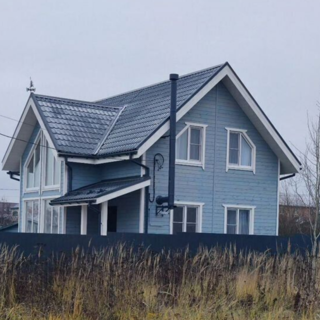 Cottage on 70 years of Victory Street