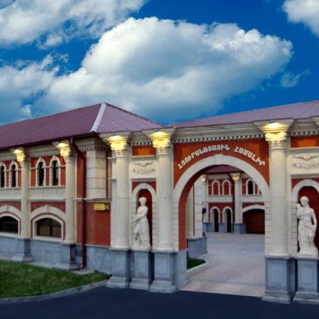 Roma&Tours (Рома&Турс)