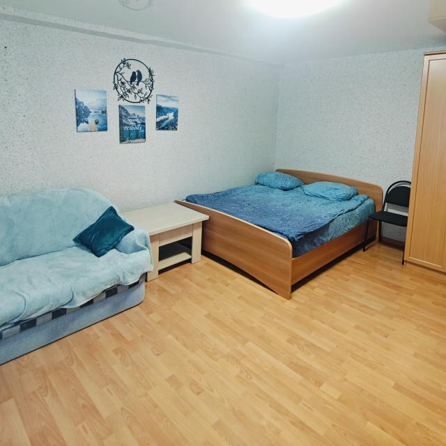 Apartments on Stroiteley Passage 8