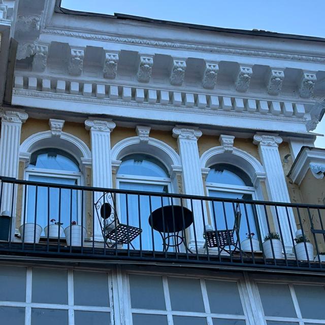 Loft apartment on Bolshaya Pokrovskaya street 49