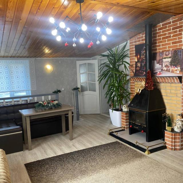 Cozy house near the city