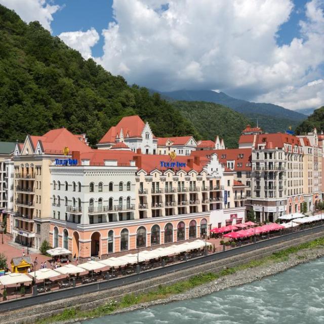 Tulip Inn (Тюлип Инн)