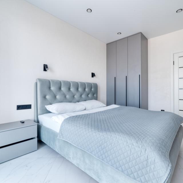 Bulbash Apartments on Zhores Alferov Street 10