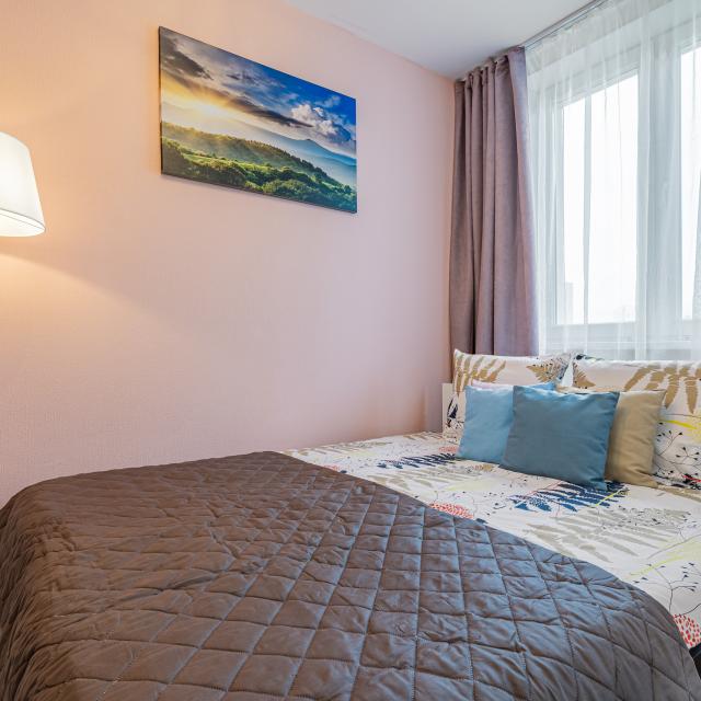 Apartments on Akademika Landau street 38k2