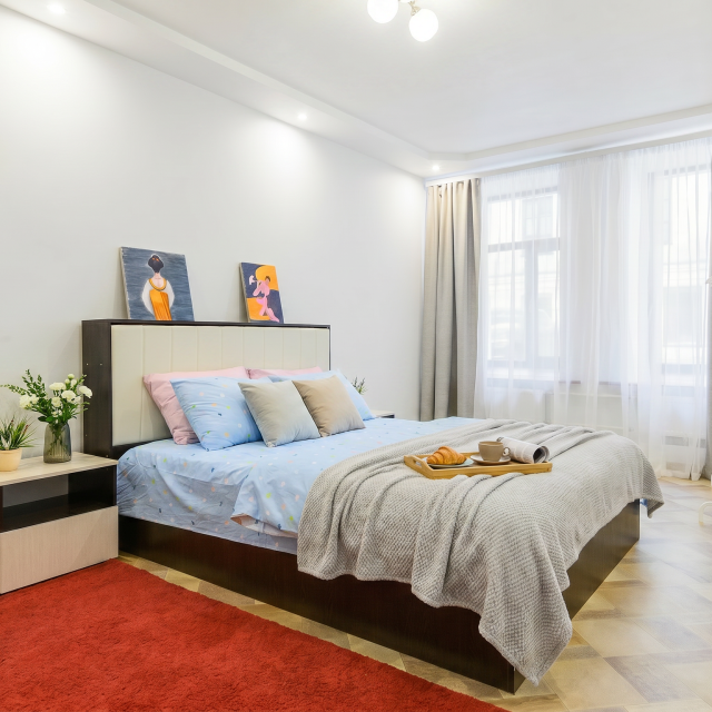 Sutki Rent (Сутки Рент) у Исаакиевского собора
