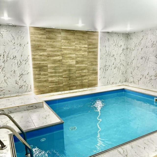 House with sauna, swimming pool and entertainment