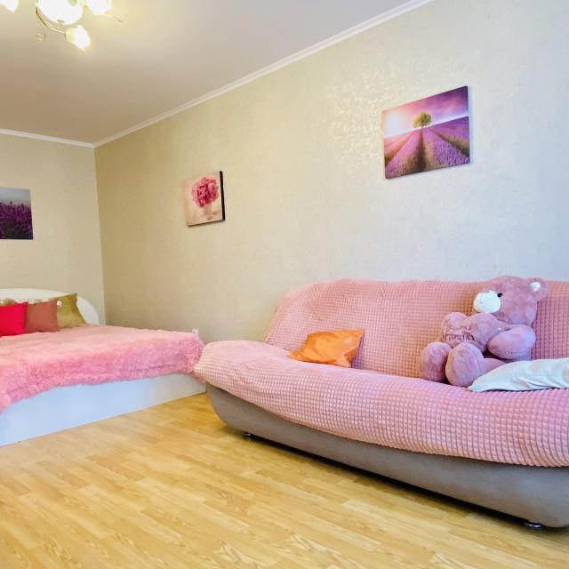 Apartments on Lenin Avenue 17