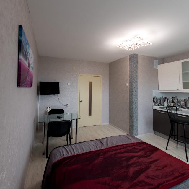 Apartments on 22 Petra Sumina Street 