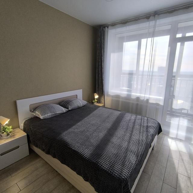 Apartments of the Planeta shopping mall on Mira street 115b