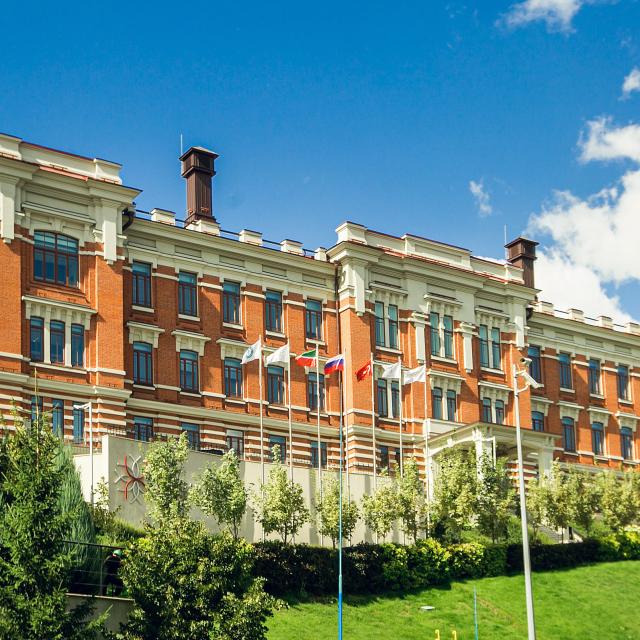 Kazan Palace by Tasigo
