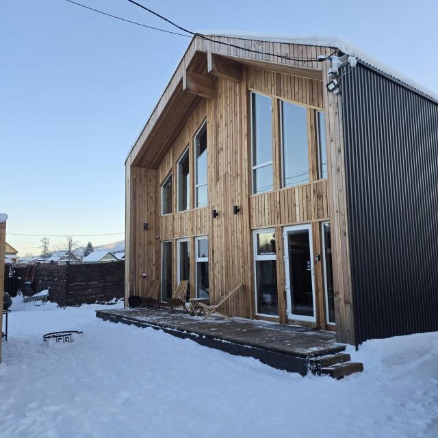 Chilla Villa 6th Baikal Street (Chilla Villa)
