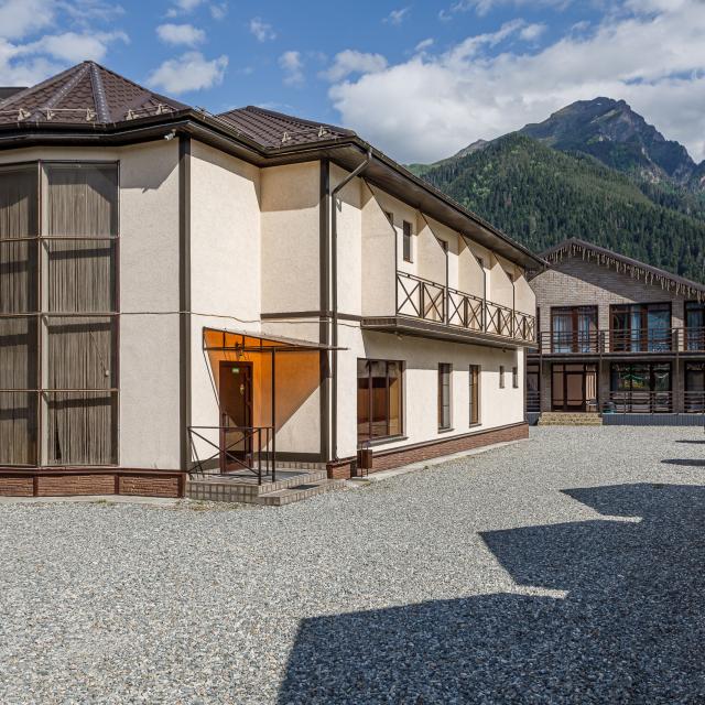 Guest house "Versailles"