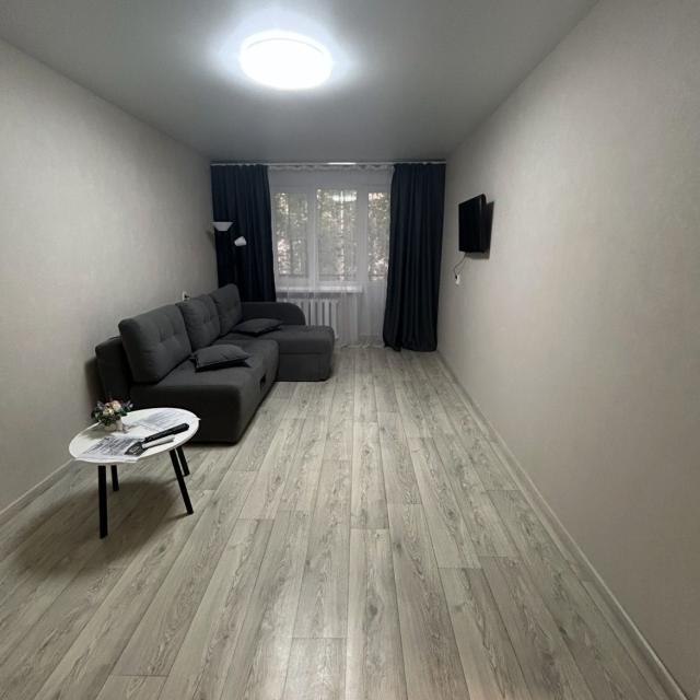 Apartments on Bogdanovicha street, 8