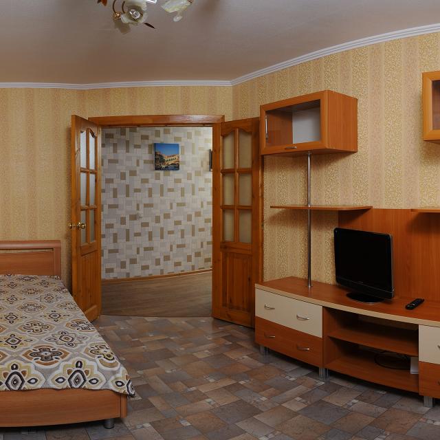 Apartments on Karl Marx Avenue 29A