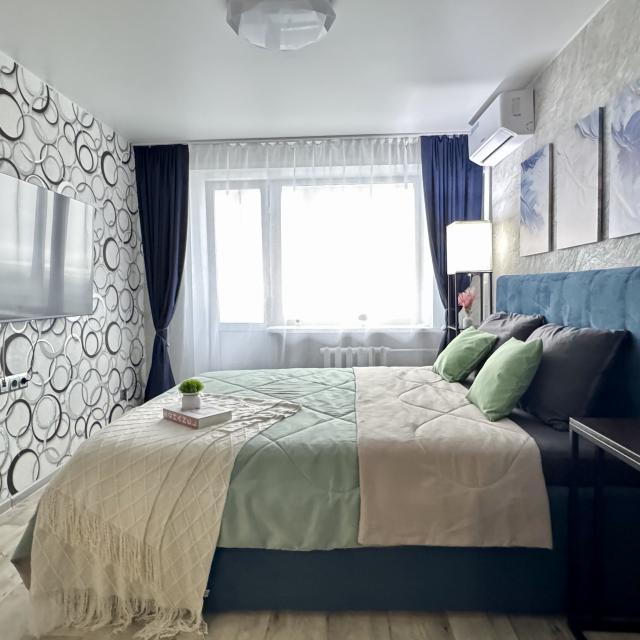 Apartment with a panoramic view of the city and the park