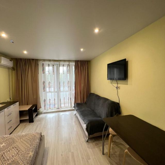 Cozy apartment on 111 Zaparina Street