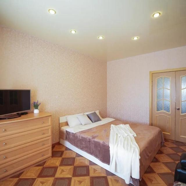 Apartments on Prospekt 60 let SSSR 4 