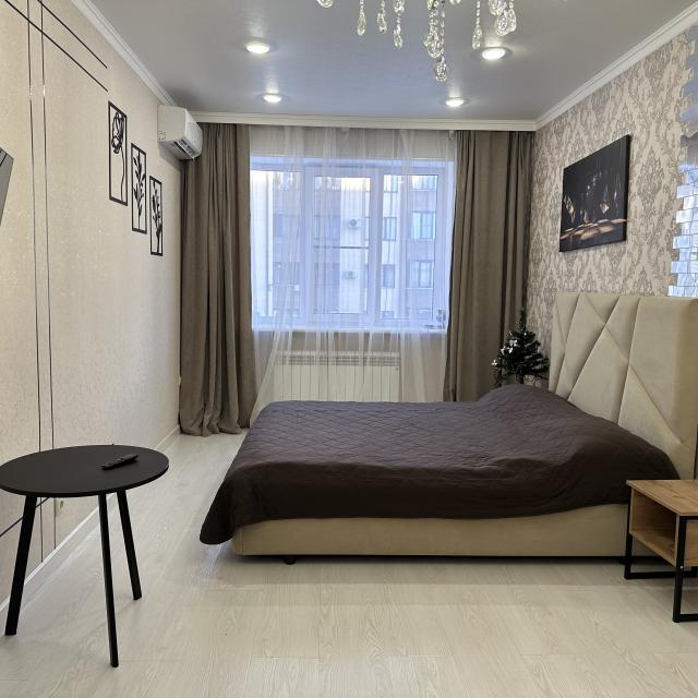 Like Home Apartments on Heroes of the Fatherland Avenue 4