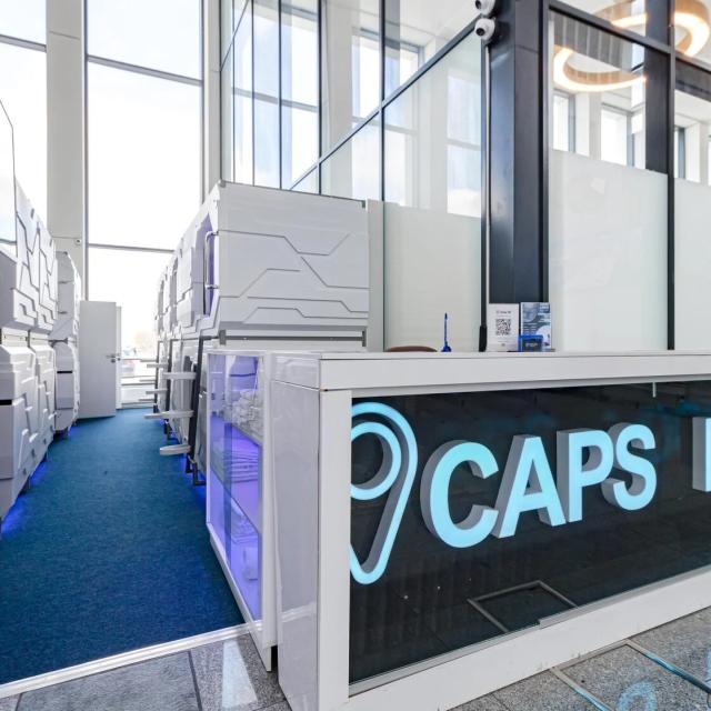 Caps Lock Airport Hotel (Капс Лок Аэропорт)
